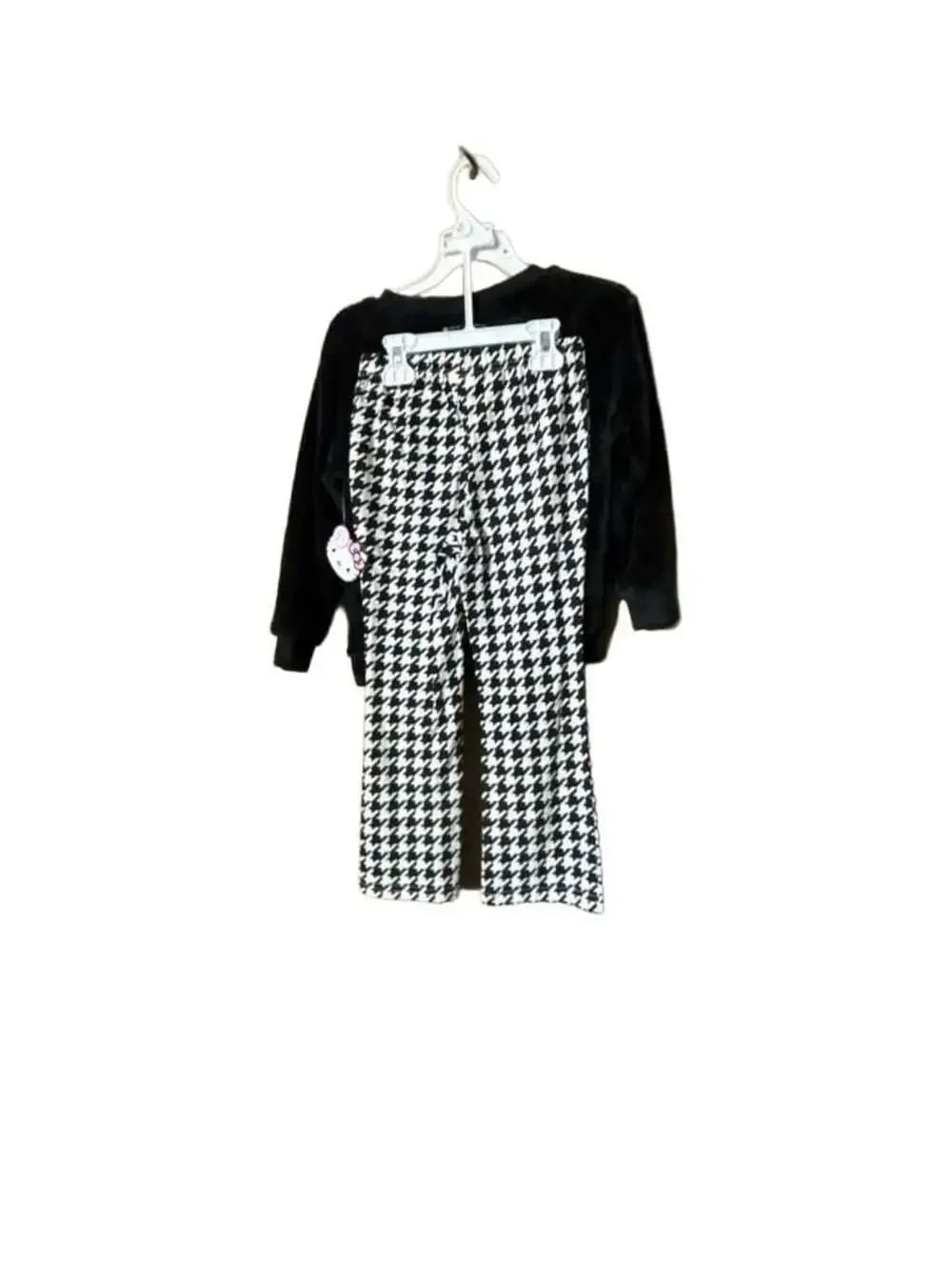 Hello Kitty Girls Black Faux Fur Sweatshirt and Houndstooth Pants Set Size 5/6